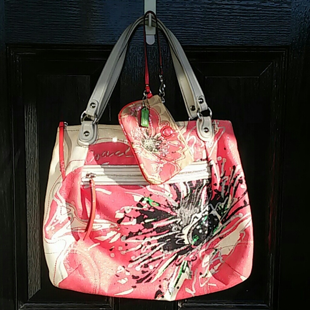 Coach handbag with wristlet